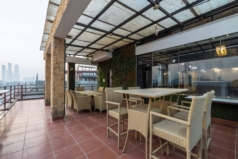 Outdoor dining 2, OnlyStay Aspire Inn Sector 44 Noida, Gautam Buddha Nagar