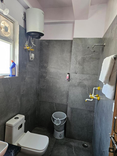 Bathroom, The Paavilion, Jaipur