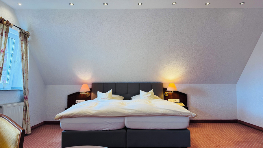 Bedroom 4, Hotel Lindenhof Kasteel, Mönchengladbach