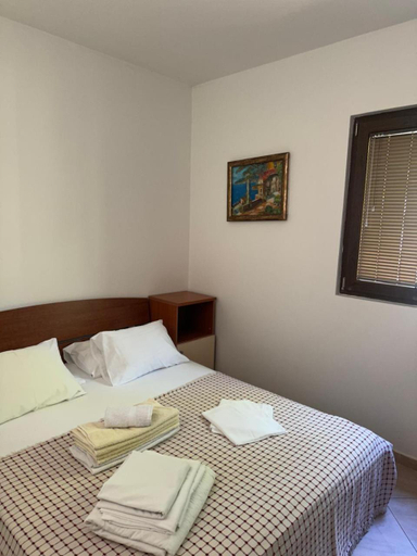 Bedroom 2, Apartments Ivan