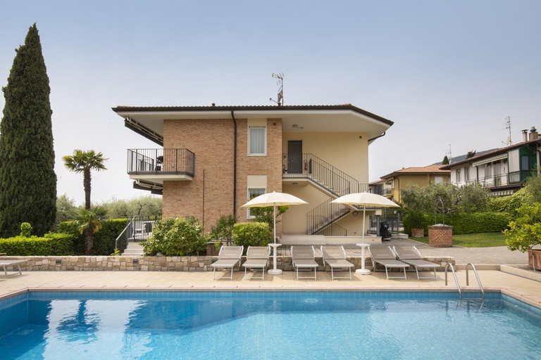 Sport & Beauty 2, Ca Gardesana With Pool, Verona