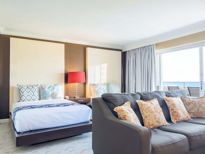 Room 2, @ Marbella Lane Oceanview Horizon Escape Studio, Honolulu