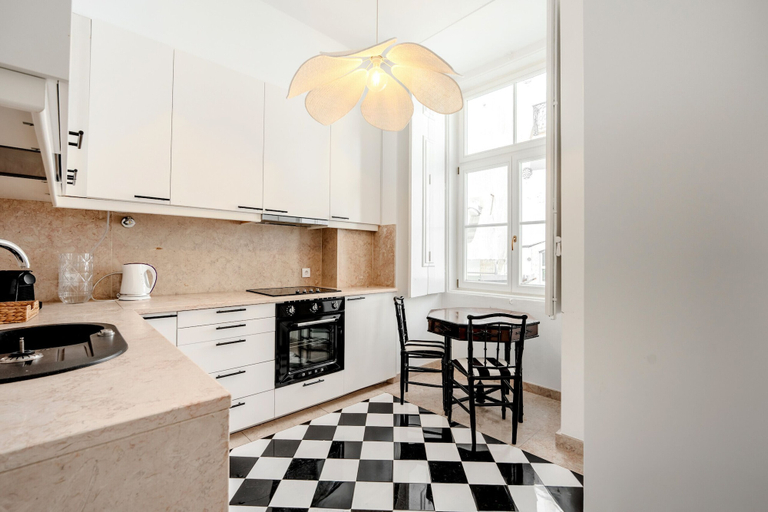 Private kitchen 4, Chiado Deluxe by Homing, Lisbon