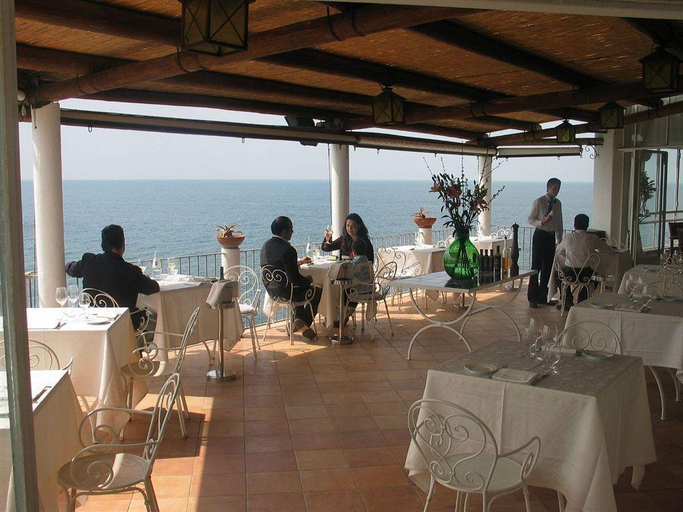 Food & Drinks 3, Umberto a Mare, Napoli