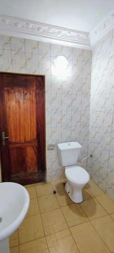 Bathroom 3, Royal Blue Apartments, Golfe (incl Lomé)