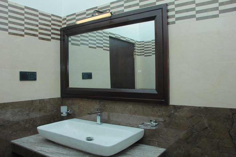 Bathroom 3, Sayu Garden Hotel, Habaraduwa