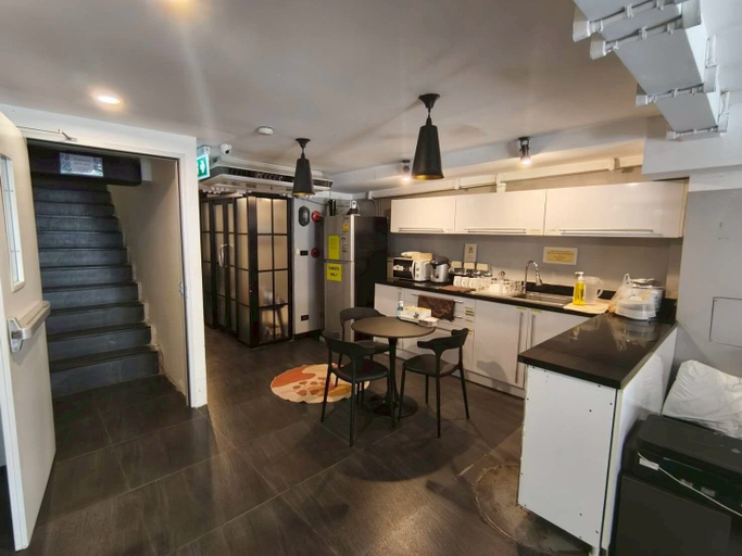Others 5, The Blocks Hostel Sukhumvit 10, Khlong Toey