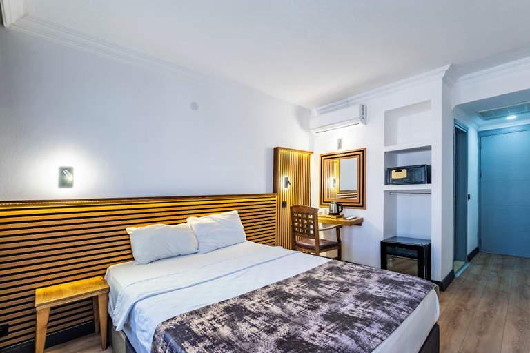 Bedroom 3, Costa Bitezhan Hotel, Bodrum