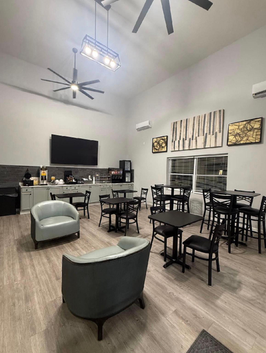Public Area 3, Days Inn by Wyndham Camden AR, Ouachita