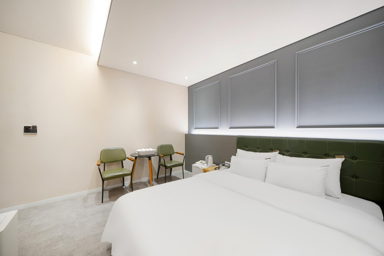 Bedroom 3, Namwon Winners, Namwon