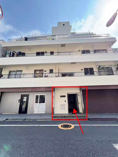 Exterior, sannritsu, Taitō