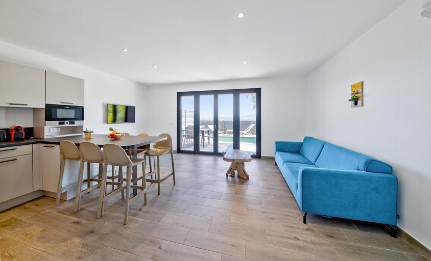 Living room 2, Sun-drenched Corsican Flat, Corse-du-Sud