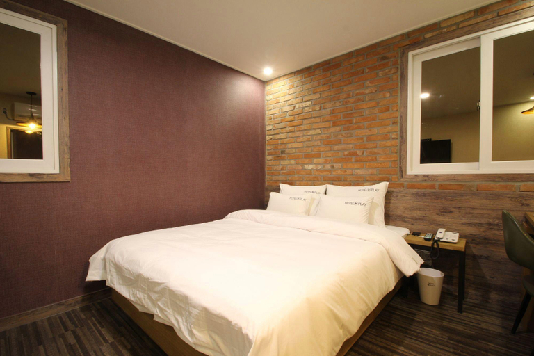Bedroom 3, Pohang Play Hotel, Pohang