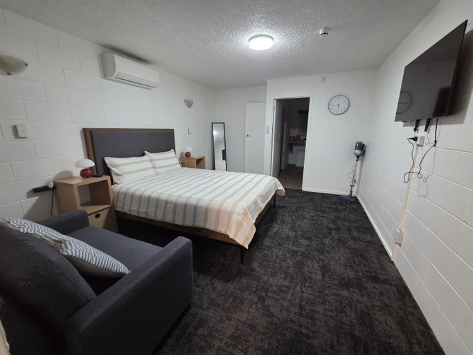 Bedroom 2, Te Whare Whitiora, Hamilton