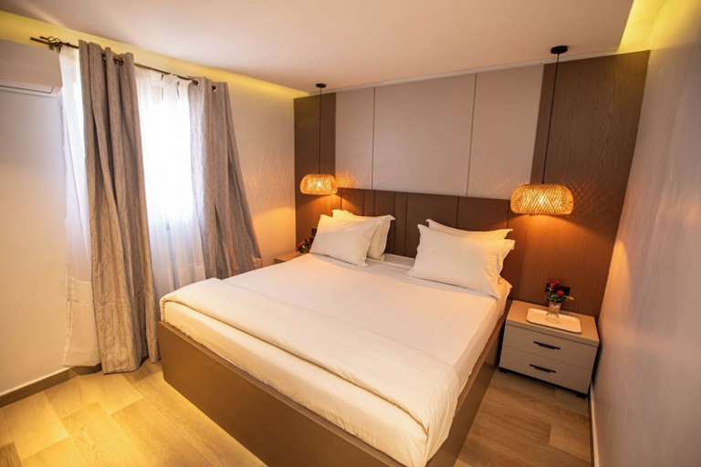 Room 2, Résidence HTC, Rufisque
