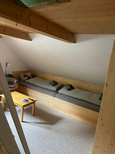 Bedroom, Lovecka chata, Trutnov