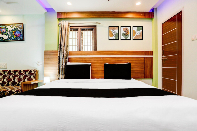 Room 3, Premium Sanjeevi Residency, East Godavari