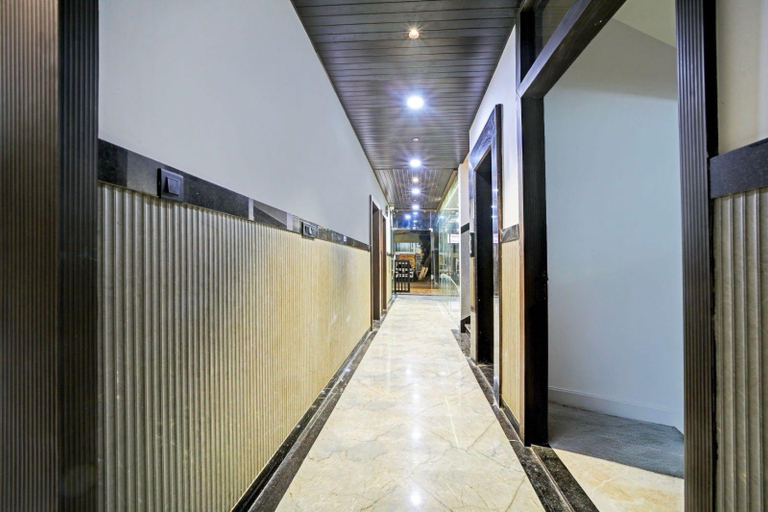 Lobby 4, Townhouse Star Square Vijay Nagar Indore, Indore