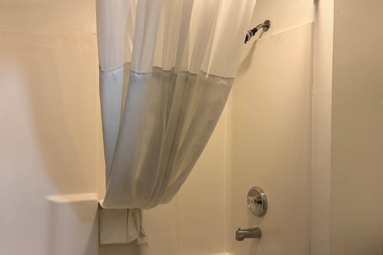 Bathroom 4, Super 8 by Wyndham Kremmling, Grand