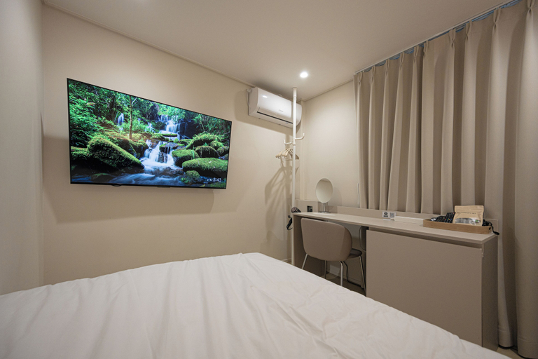 Room 2, parvussella seongsu, Seongdong