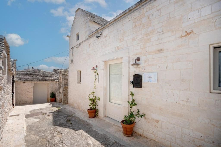 Exterior 5, TRULLI LITHOS SUITE, Bari