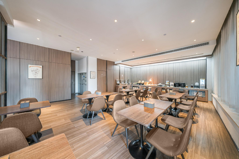 Food & Drinks 5, Hanting Hotel Taiyuan Kangning Street Metro Station, Taiyuan
