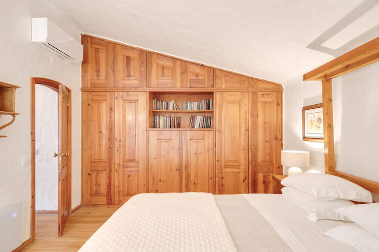 Room 4, Terracotta Treasure Villa by Cadenzalux, Cascais