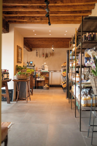 Miscellaneous, Relais Monastero, Piacenza