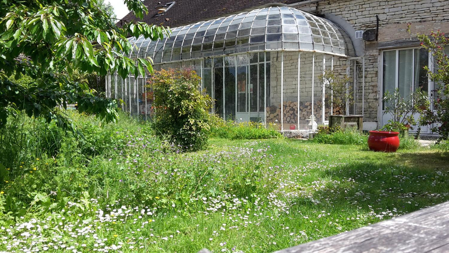5, Chez Severine & Edward, Yonne