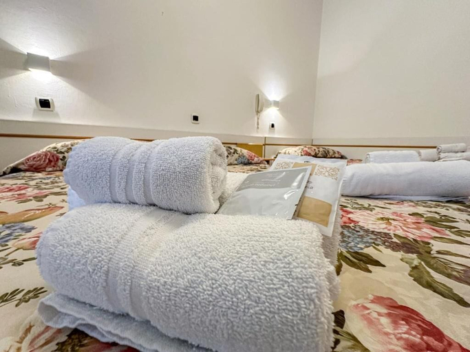 Bedroom 3, Hotel Ilde, Rimini