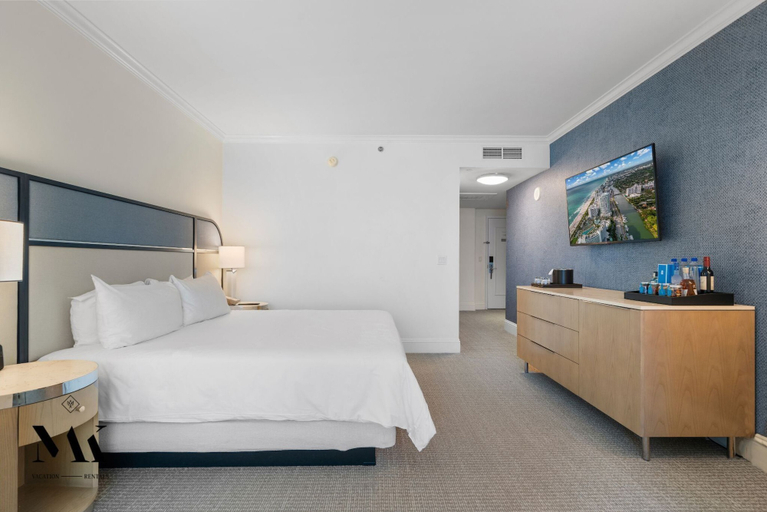 Room 4, Tresor 2-1209, Miami-Dade