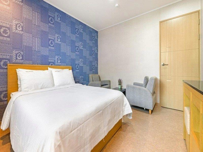 Bedroom 2, Aliba Hotel, Jeju