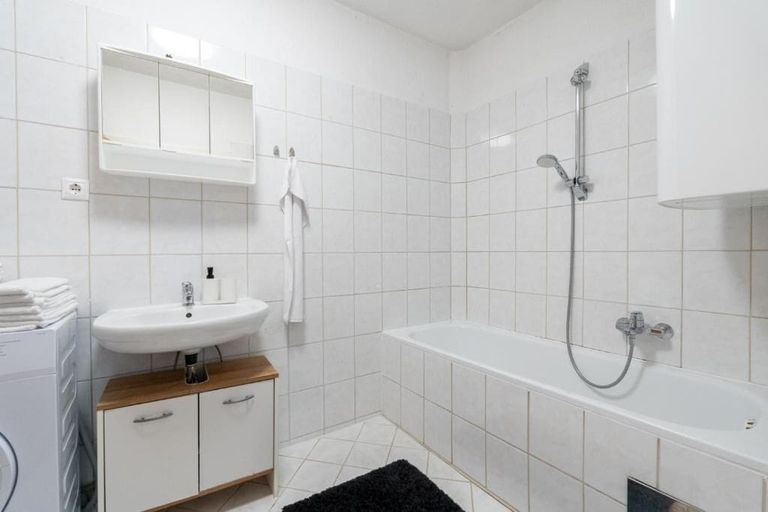 Bathroom 4, Faraway Homes Apartment Kapfenberg, Bruck-Mürzzuschlag