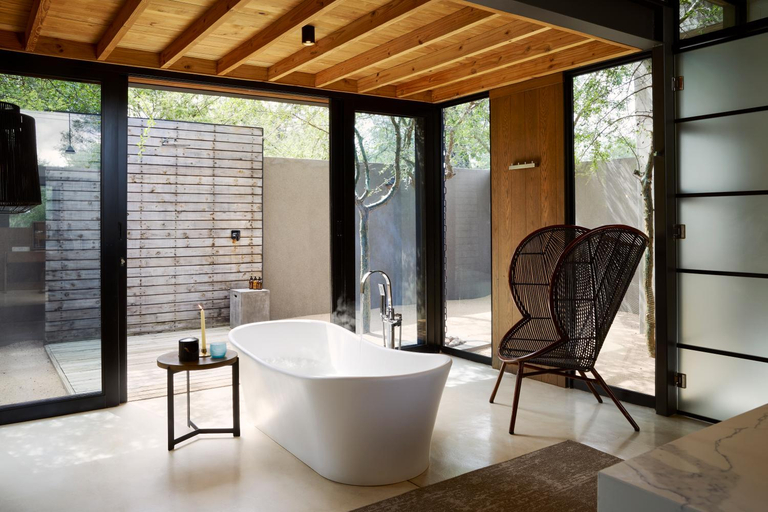 Bathroom 4, Lion Sands Ivory Lodge, Ehlanzeni