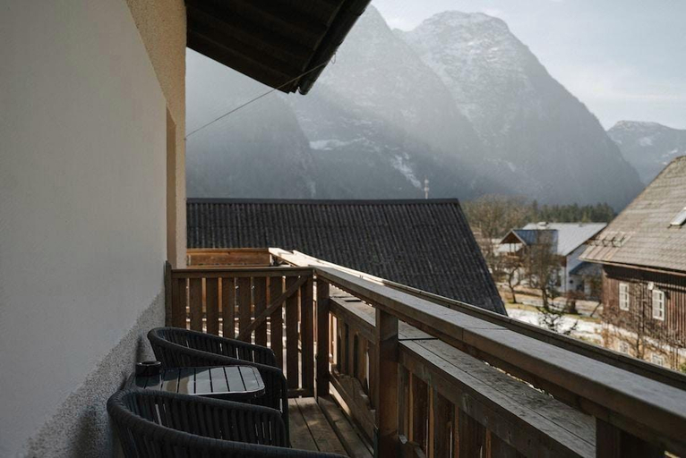 Others 5, Obertrauner Hof, Gmunden