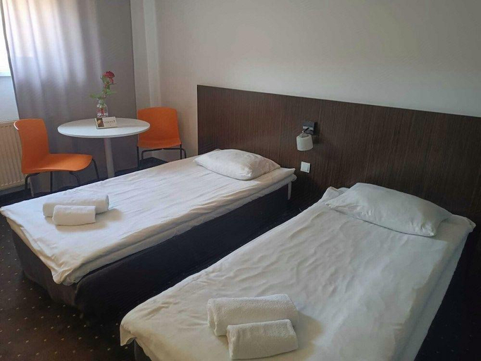 Bedroom 2, Aparthotel Strefa Budget, Tychy City
