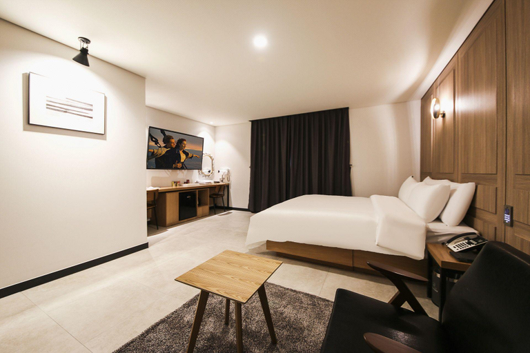 Bedroom, Buan Raum Drive-In Hotel, Buan
