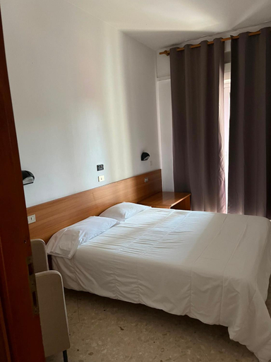 Bedroom 5, Riviera Santo Spirito, Bari