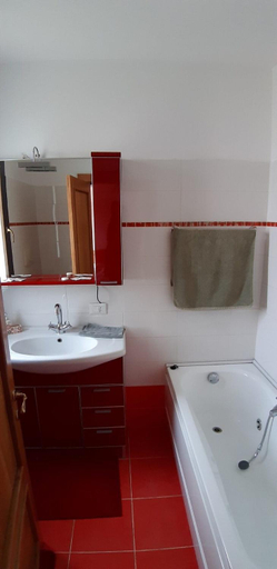 Bathroom 2, Casa Salcia Oituz, Oituz