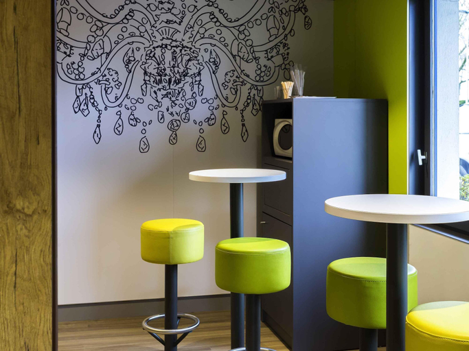 Others 5, ibis budget Lorient Caudan, Morbihan