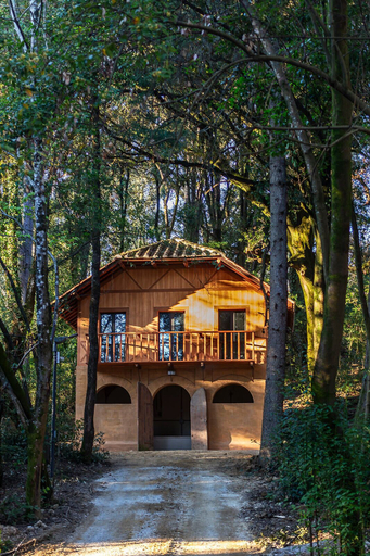 Exterior & Views 2, Guild Living Siena Senior Resort & Residence, Siena