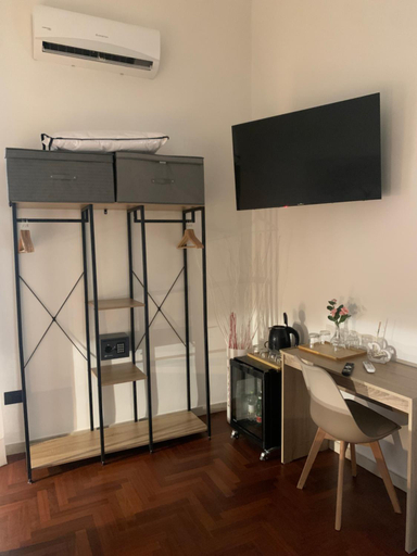 Others 1, AR b&b Nel Cuore di Napoli, Napoli
