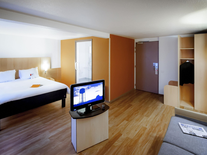 Bedroom 3, ibis Maisons Laffitte, Yvelines