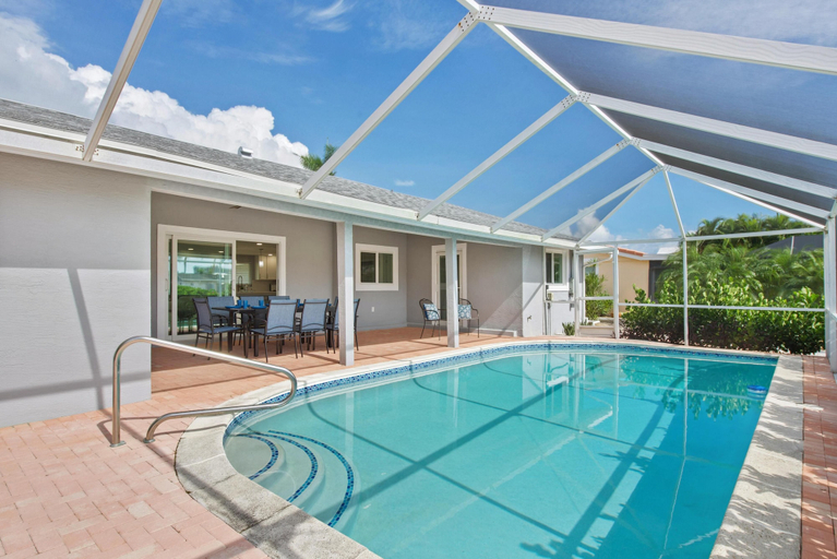 Sport & Beauty 5, Palmview Paradise, Lee