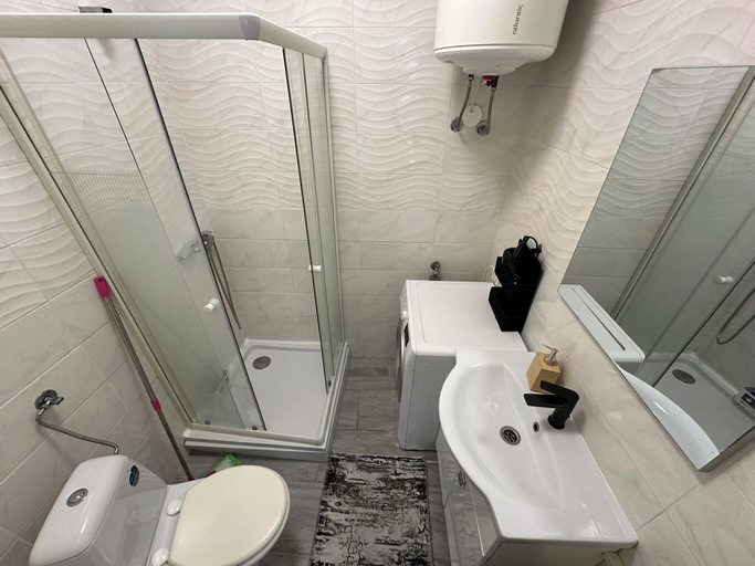 Bathroom 2, Apartments Old Town Izola, Izola