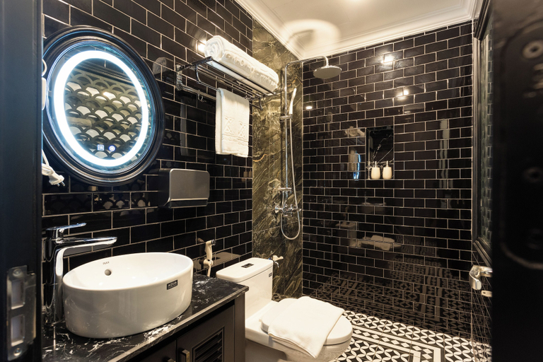 Bathroom 3, YO Hotel, Hải Dương