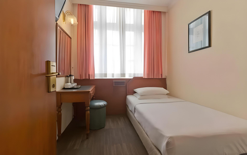 Bedroom 5, Penta Hotel, Singapura