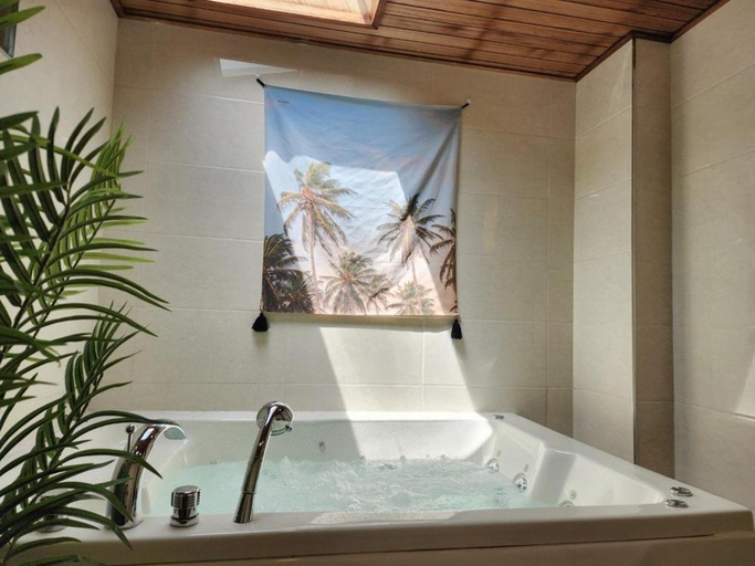 Bathroom 2, Gapyeong Sol Stay Spa Pension, Pocheon