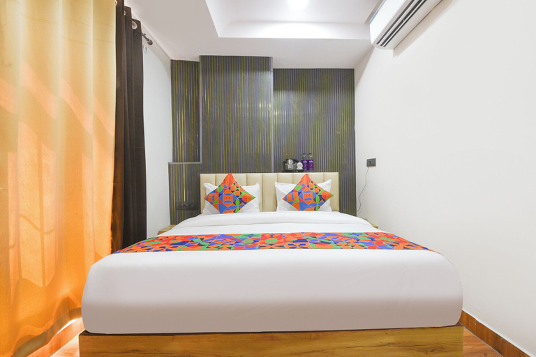 Room 5, Fabhotel Sky Inn, Delhi