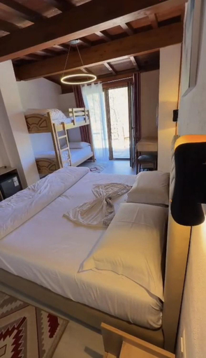 Bedroom 2, Guesthouse Alberti Llogara, Vlorës